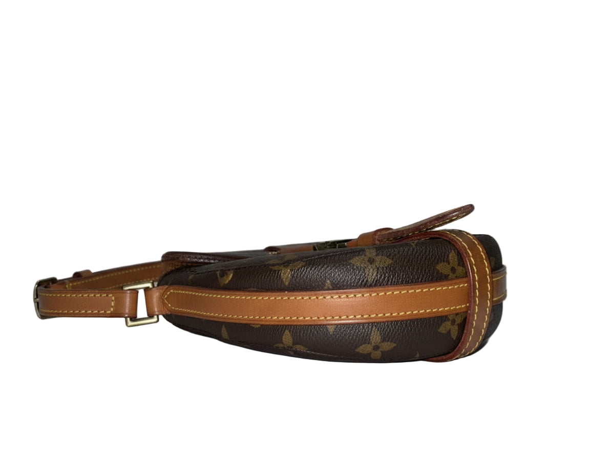 Louis Vuitton - Chantilly PM monogram