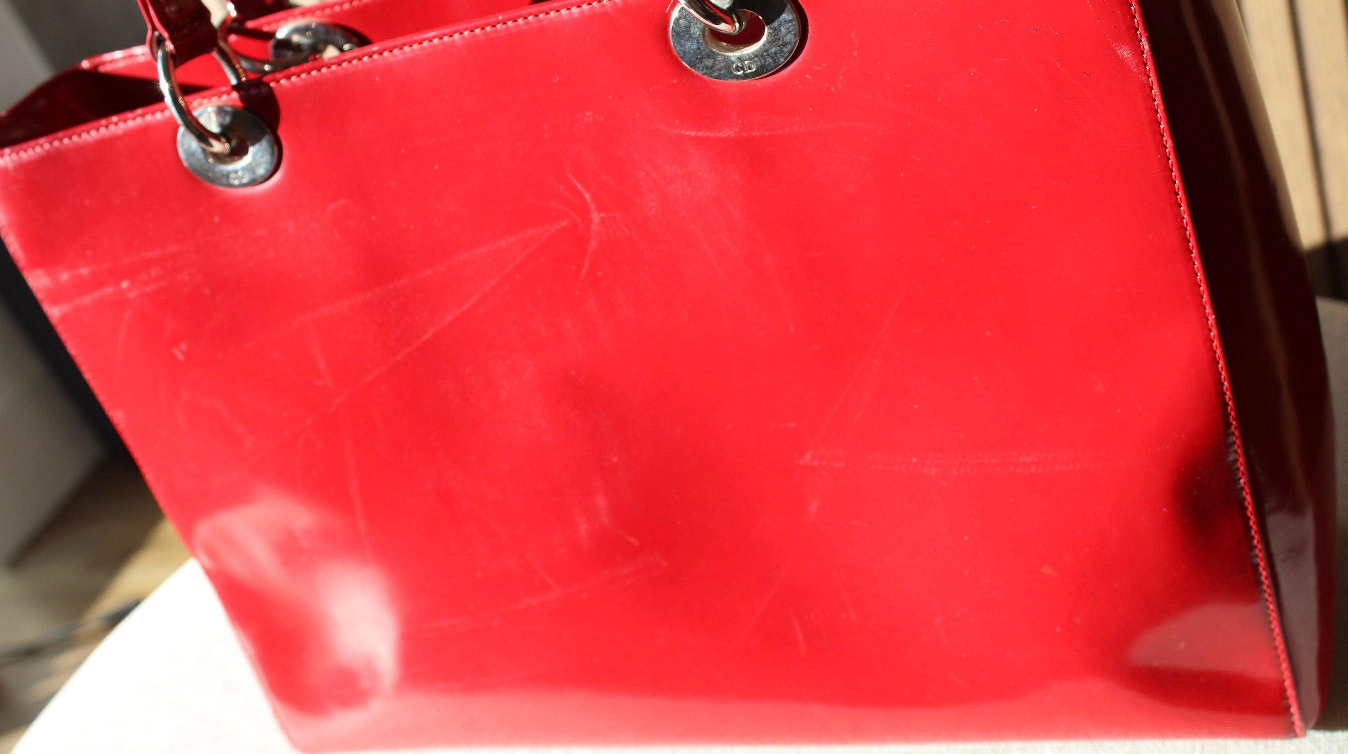 Christian Dior - Lady Dior lakleer rood