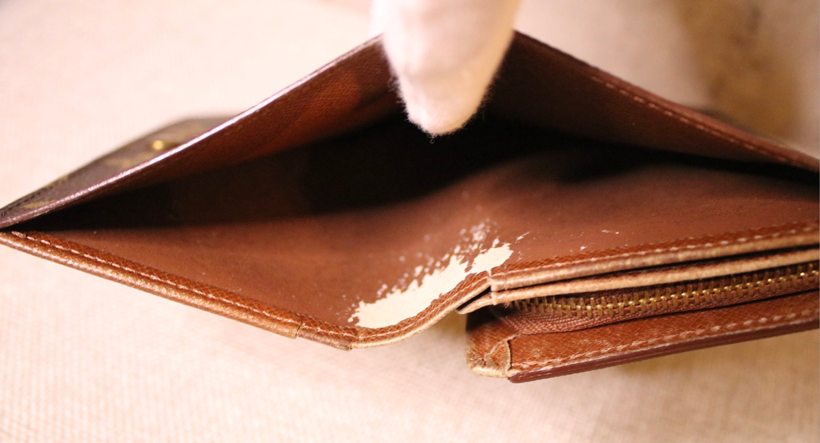 Louis Vuitton - Wallet medium - monogram